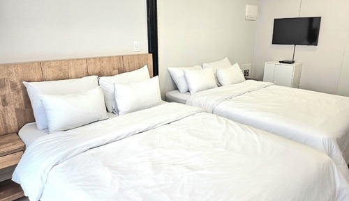 Double Twin Room