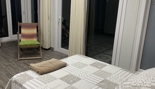 Suite Deluxe, 1 cama de matrimonio, baño privado, vistas al jardín