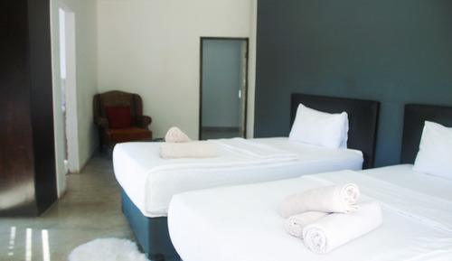 Habitación clásica con 2 camas individuales