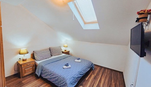 Apartamento (One Bedroom Apartment with Bacony and)