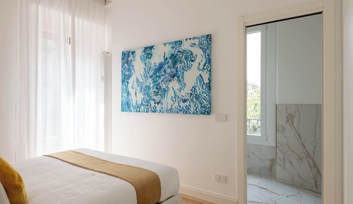 Apartamento exclusivo, 2 habitaciones, vistas a la ciudad (Piazza San Nazaro in Brolo 15)