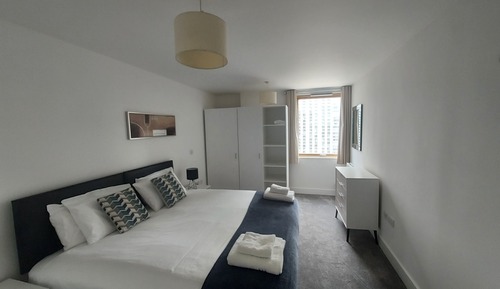 Apartamento estándar, 2 habitaciones, balcón, vistas a la ciudad (1301)