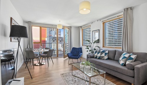 Apartamento Confort, 2 habitaciones, vistas a la ciudad (1402)