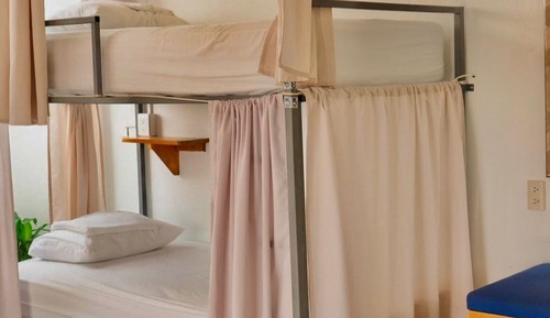 Mundaka (Mixed dormitory)