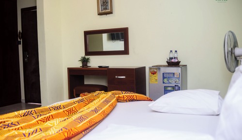 Standard Single Room