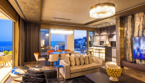 Suite presidencial, vistas al puerto deportivo