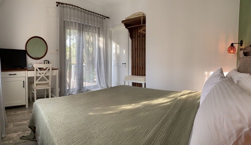 Habitación Confort doble, patio