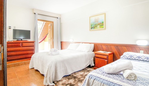 Habitación estándar con 2 camas individuales