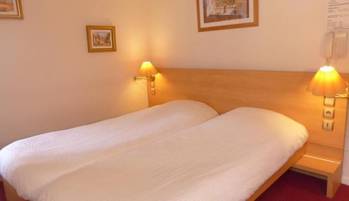 Habitación estándar con 2 camas individuales