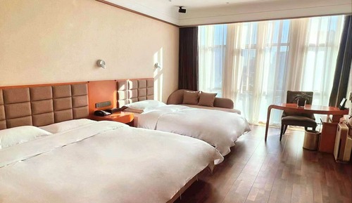 Habitación familiar, varias camas, no fumadores (Cinema)
