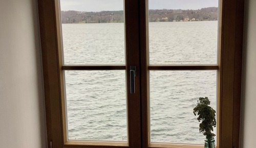 Habitación doble superior, 1 cama de matrimonio grande con sofá cama, no fumadores, vistas al lago