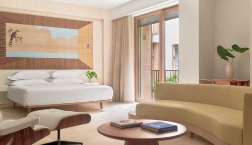 Suite estudio, 1 cama de matrimonio grande, balcón