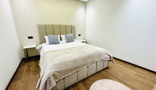 Apartamento de lujo, balcón, vistas al patio