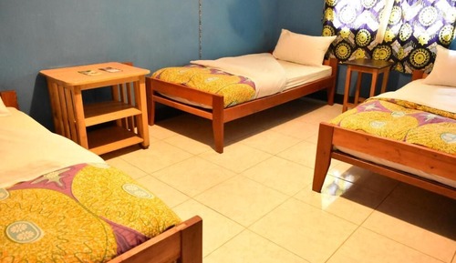Dormitorio compartido, 2 habitaciones, fumadores, balcón