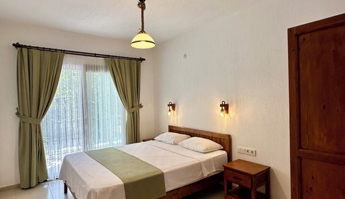 Apartamento económico, vistas al jardín