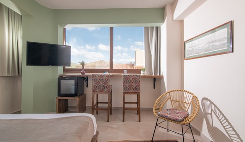Habitación superior, vistas a la montaña