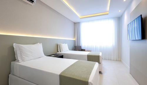 Habitación estándar con 1 cama doble o 2 individuales