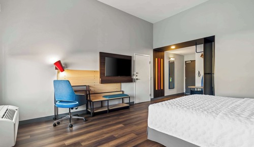 Habitación, 1 cama de matrimonio grande, accesible para personas con discapacidad, bañera