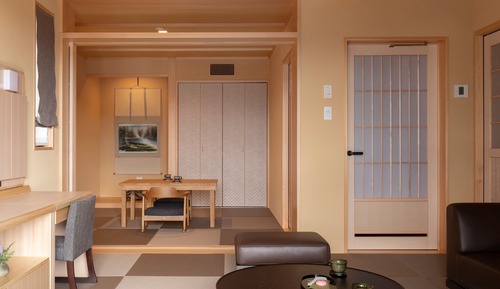 Suite, balcón