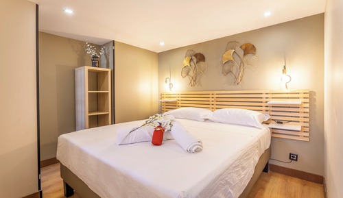 Apartamento City (4- SUGITON)