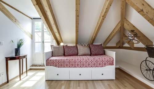 Habitación básica, 1 cama de matrimonio grande con sofá cama