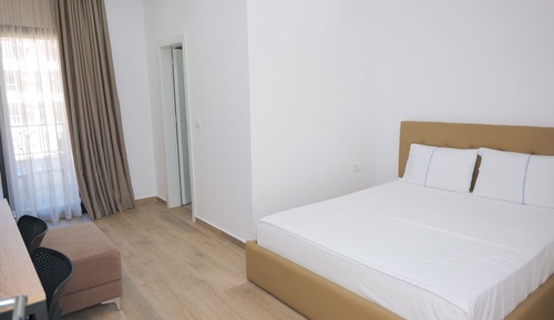 Habitación doble, balcón, vistas a la ciudad