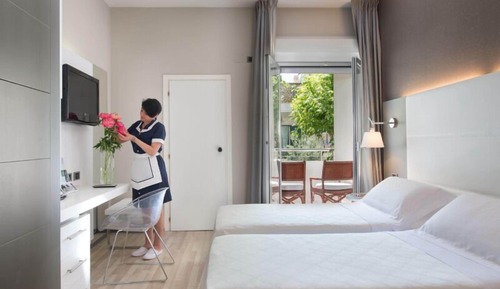 Habitación familiar, balcón