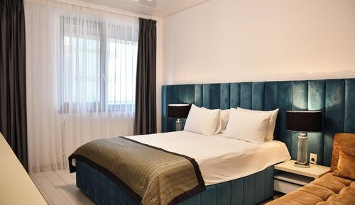 Apartamento familiar, vistas parciales al mar