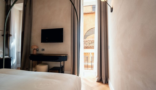 Habitación Deluxe, 1 cama de matrimonio, balcón, vistas a la ciudad
