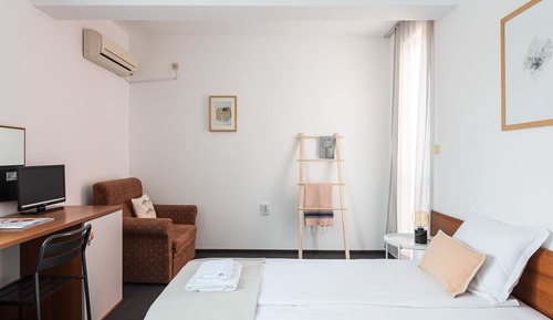 Habitación familiar doble, 1 cama doble con sofá cama