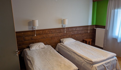 Habitación con 2 camas individuales