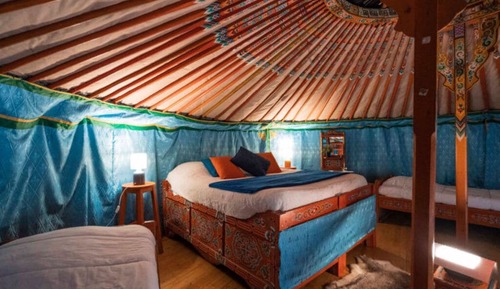 Habitación tradicional, varias camas