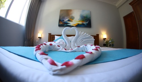 Habitación Deluxe doble, 1 cama de matrimonio grande, vistas a la montaña