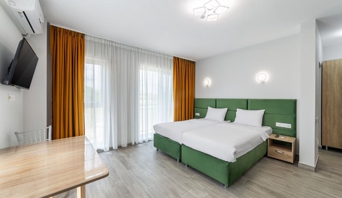 Habitación Confort con 1 cama doble o 2 individuales