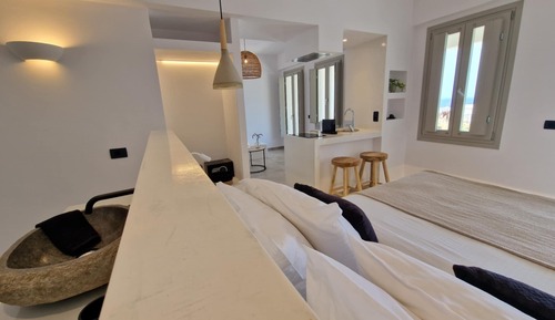 Suite estudio Confort, varias camas, vistas al mar