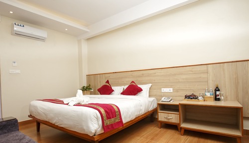 Suite Deluxe, 1 cama de matrimonio grande, vistas al lago