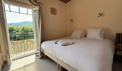 Habitación estándar doble, no fumadores, balcón