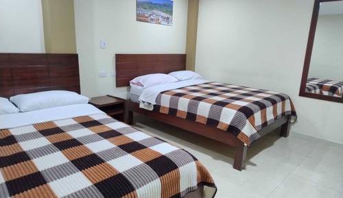 Habitación clásica con 2 camas individuales