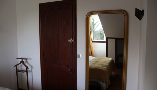 Habitación familiar, 1 cama de matrimonio grande con sofá cama, vistas al jardín (Sword Beach)