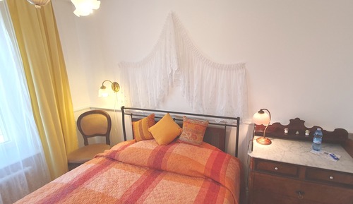 Suite romántica, 3 habitaciones, no fumadores, balcón