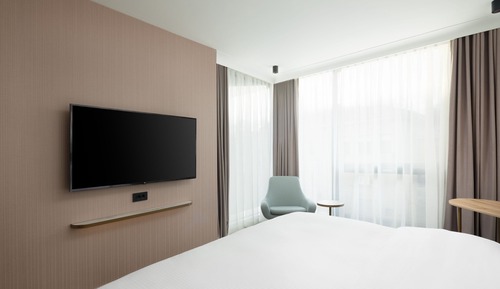 Habitación superior, 1 cama de matrimonio grande, no fumadores, vistas a la ciudad