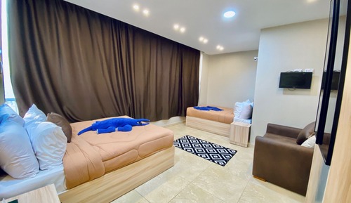 Junior Family Room With Pyramids View