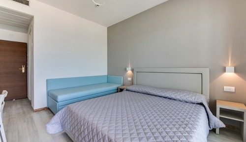 Habitación superior, mirando al mar