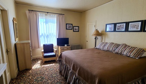 Classic Single Room