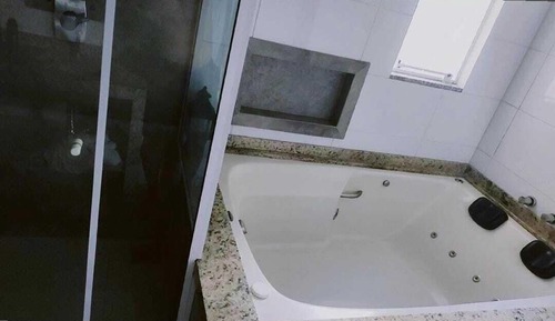 Habitación de lujo con 2 camas individuales