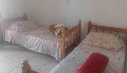 Habitación económica con 2 camas individuales