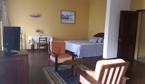 Habitación triple Deluxe, vistas a la ciudad
