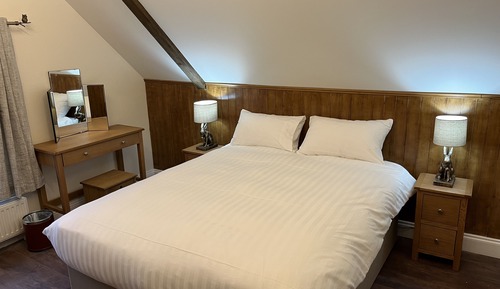 Habitación estándar, 1 cama de matrimonio, no fumadores, baño privado