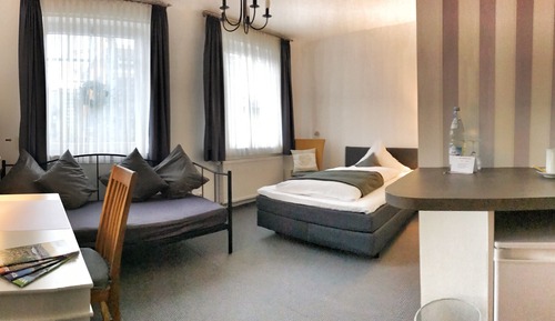 Habitación clásica con 2 camas individuales