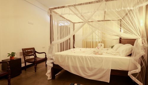 Habitación de lujo, 1 cama de matrimonio grande, junto a la playa